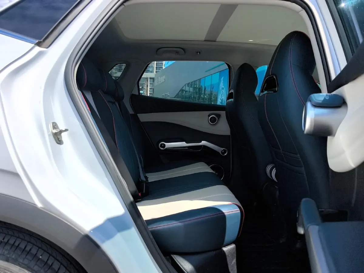 2022 Foton Grand General G7 2.0T 238HP L4 8AT,autocango,china used car exporter,china ev exporter,chinese used car exporter,chinese used ev exporter