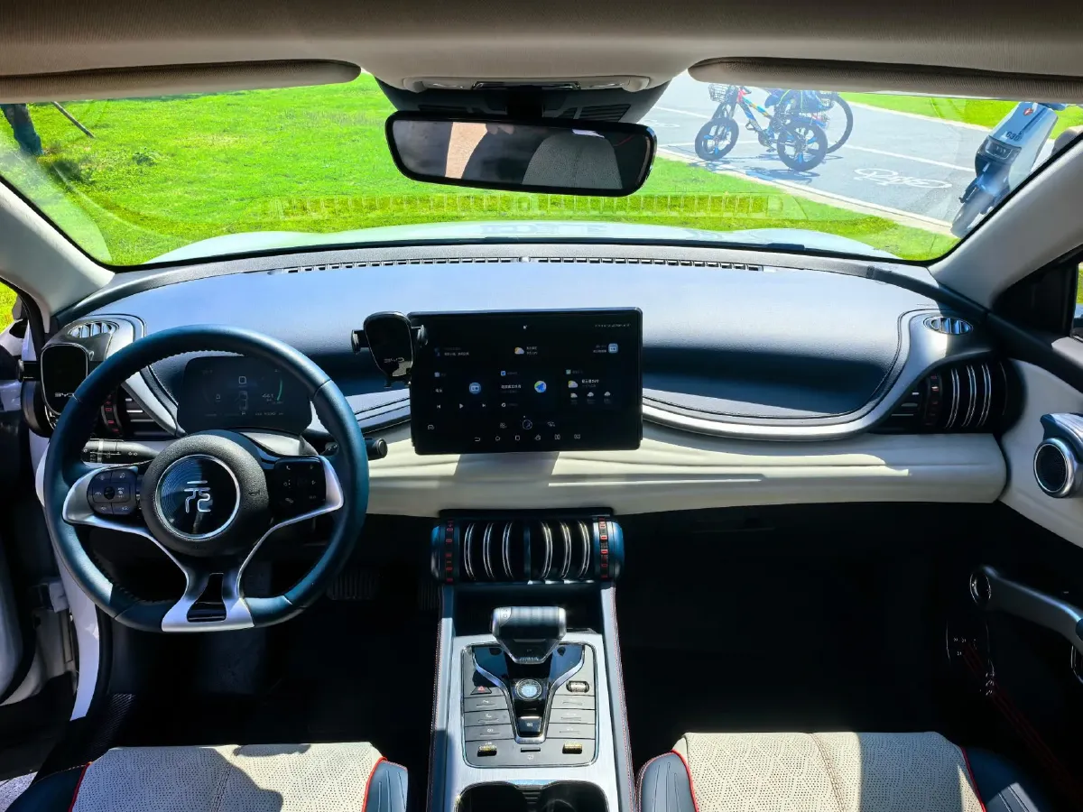 2022 Foton Grand General G7 2.0T 238HP L4 8AT,autocango,china used car exporter,china ev exporter,chinese used car exporter,chinese used ev exporter