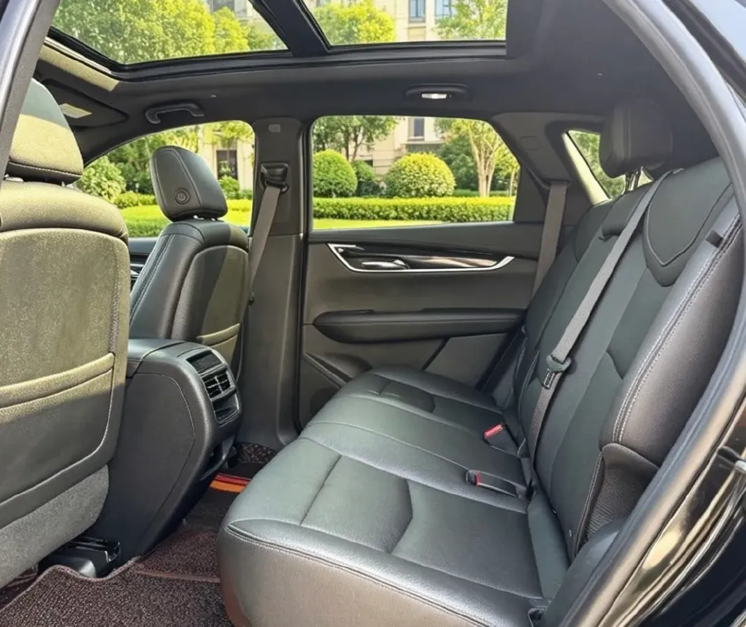 2022 Cadillac XT5 2.0T 237HP L4 9AT,autocango,china used car exporter,china ev exporter,chinese used car exporter,chinese used ev exporter