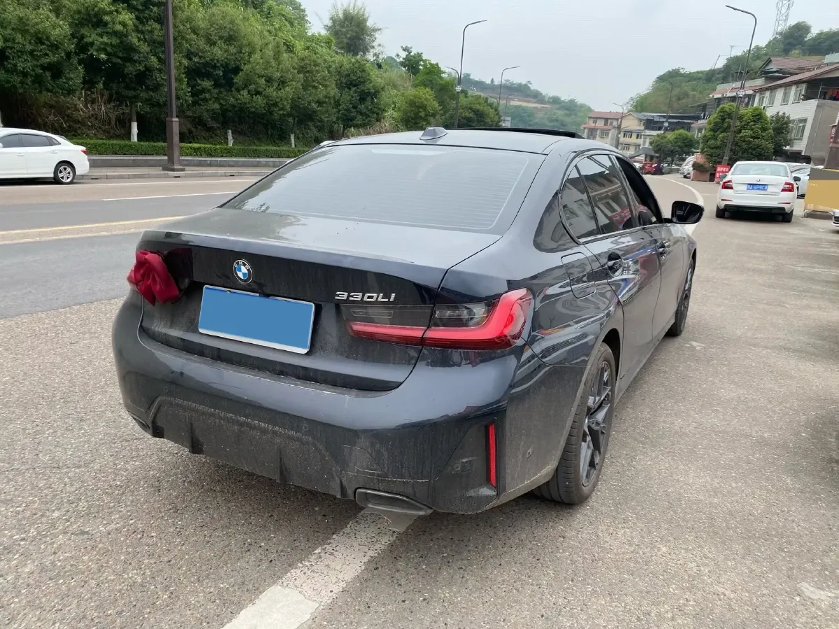 2025 BMW 3 Series 2.0T 245HP L4 8AT,autocango,china used car exporter,china ev exporter,chinese used car exporter,chinese used ev exporter