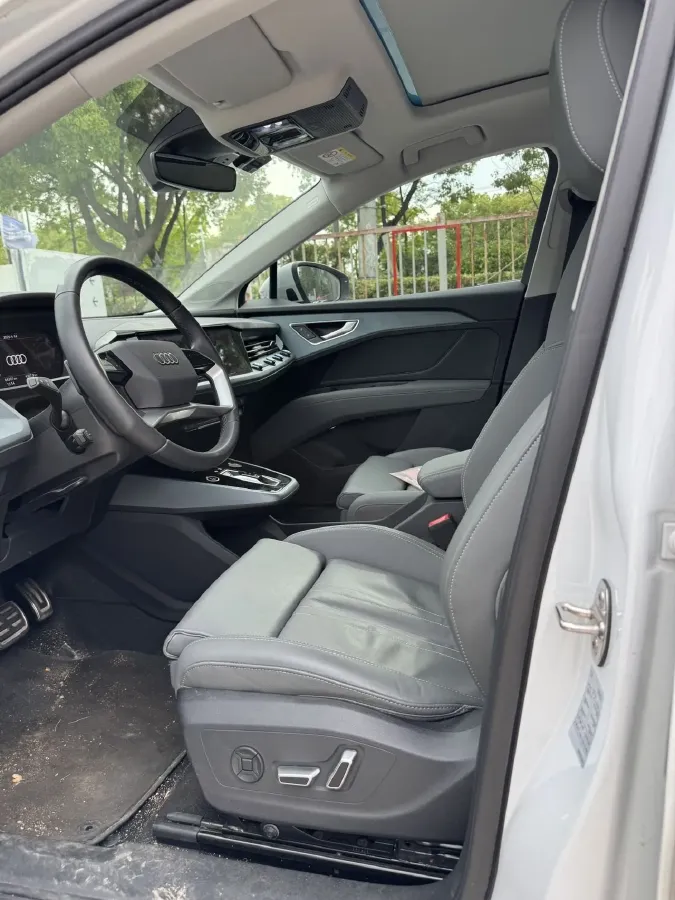 2022 Audi Q5 e-tron BEV 83.4KWH,autocango,china used car exporter,china ev exporter,chinese used car exporter,chinese used ev exporter