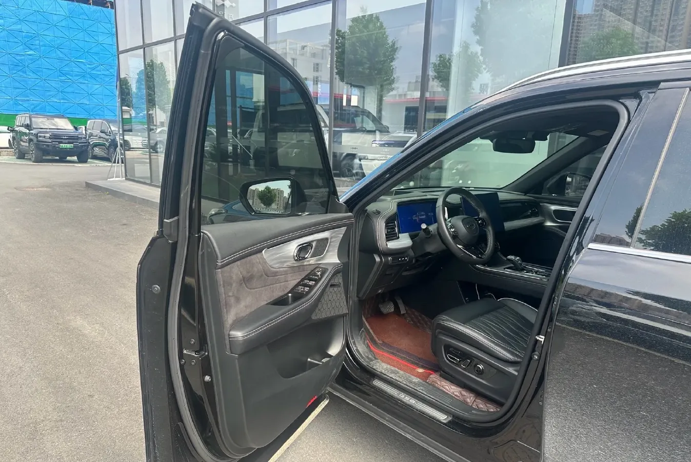 2022 GAC Trumpchi GS8 2.0T 190HP L4 E-CVT Hybrid,autocango,china used car exporter,china ev exporter,chinese used car exporter,chinese used ev exporter