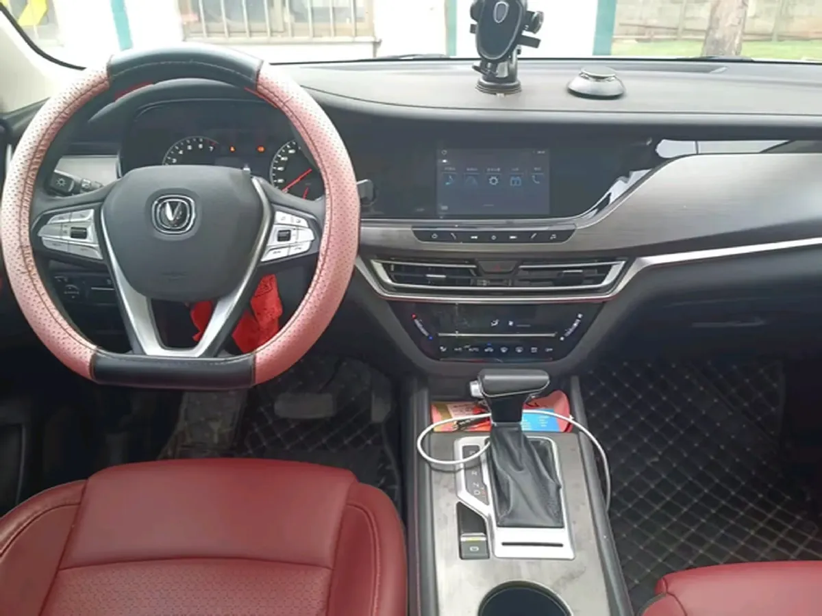 2020 ChangAn CS35 Plus 1.4T 158HP L4 7DCT,autocango,china used car exporter,china ev exporter,chinese used car exporter,chinese used ev exporter