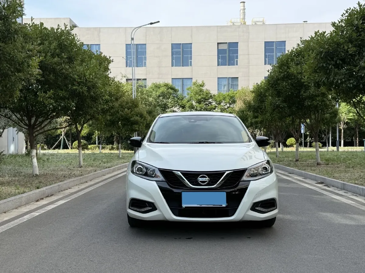 2024 Nissan Tiida 1.6L 122HP L4 CVT,autocango,china used car exporter,china ev exporter,chinese used car exporter,chinese used ev exporter