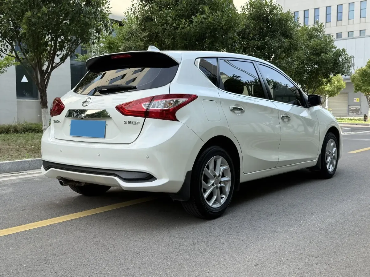 2024 Nissan Tiida 1.6L 122HP L4 CVT,autocango,china used car exporter,china ev exporter,chinese used car exporter,chinese used ev exporter