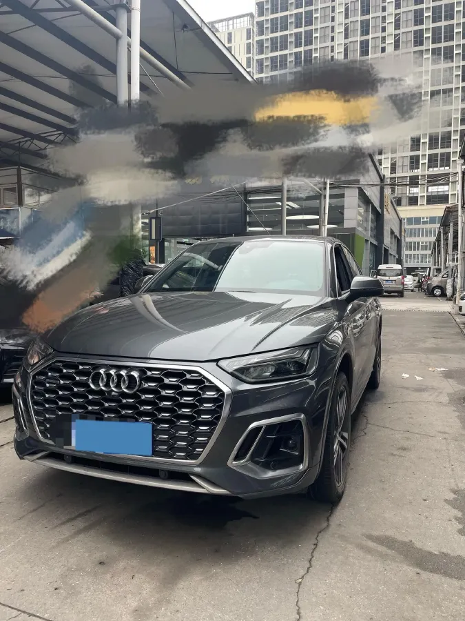 2021 Audi Q5L Sportback 2.0T 190HP L4 7DCT,autocango,china used car exporter,china ev exporter,chinese used car exporter,chinese used ev exporter