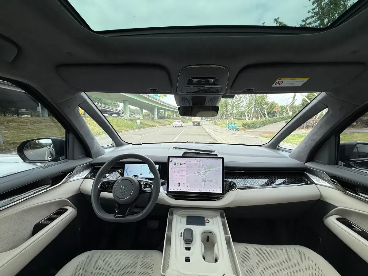 2022 Zeekr 009 BEV 140KWH,autocango,china used car exporter,china ev exporter,chinese used car exporter,chinese used ev exporter
