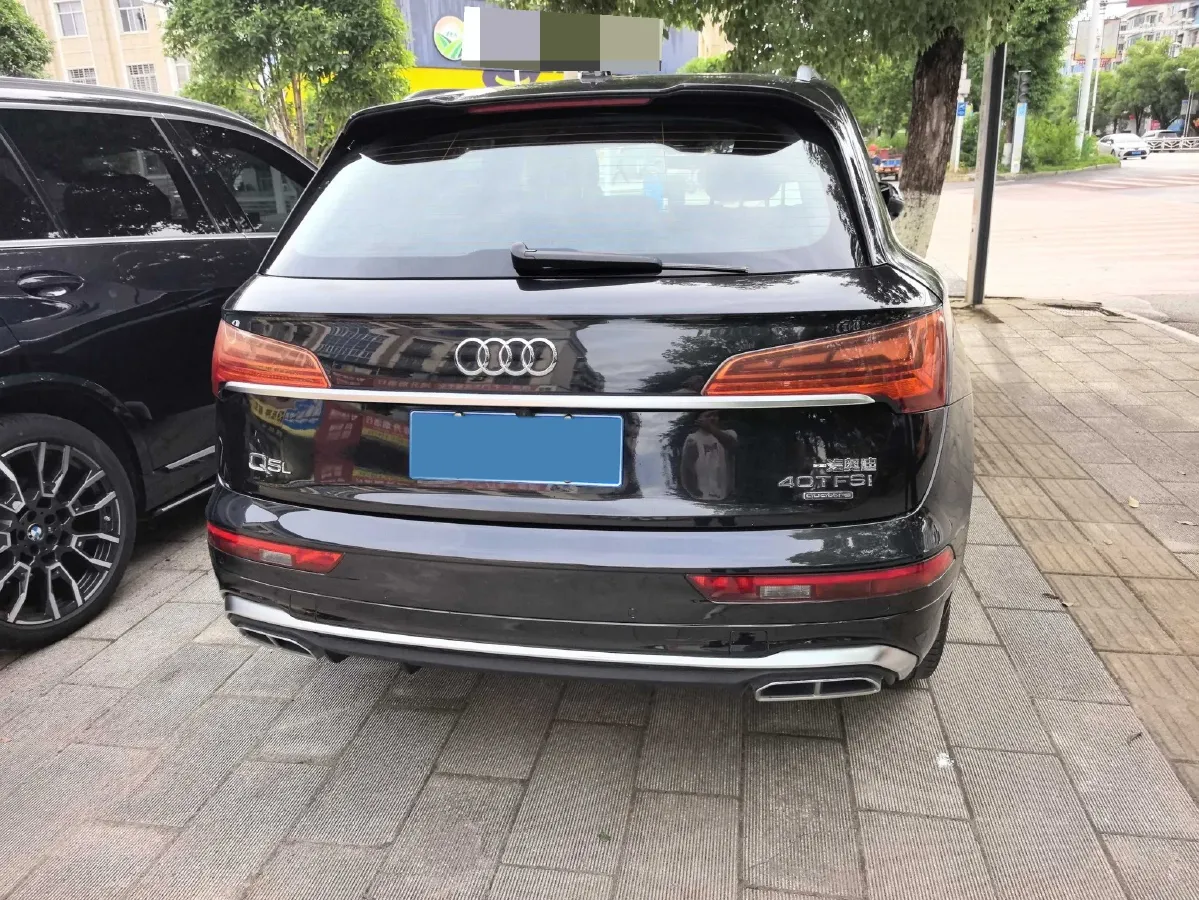 2021 Audi Q5L Sportback 2.0T 190HP L4 7DCT,autocango,china used car exporter,china ev exporter,chinese used car exporter,chinese used ev exporter