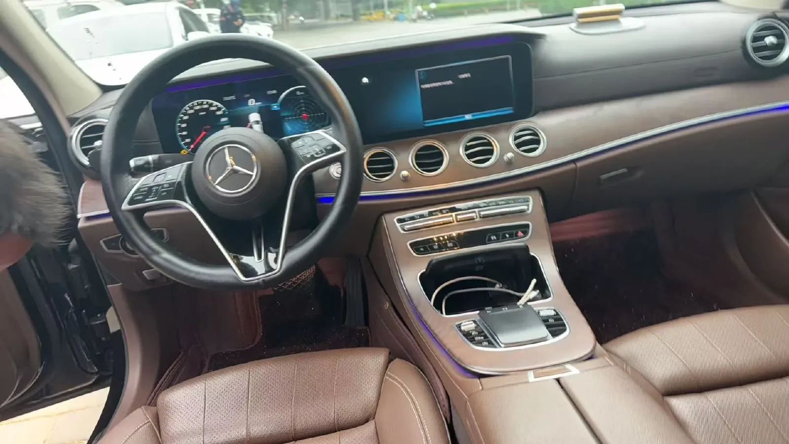 2021 Mercedes-Benz E Class 1.5T 184HP L4 9AT,autocango,china used car exporter,china ev exporter,chinese used car exporter,chinese used ev exporter
