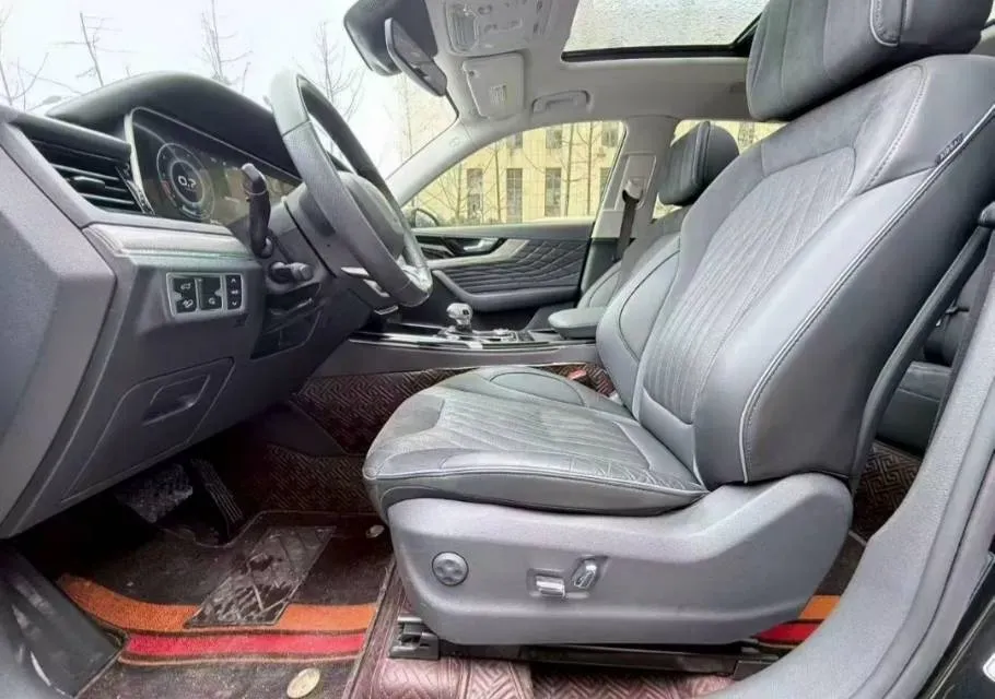 2022 HongQi HS5 2.0T 224HP L4 6AT,autocango,china used car exporter,china ev exporter,chinese used car exporter,chinese used ev exporter