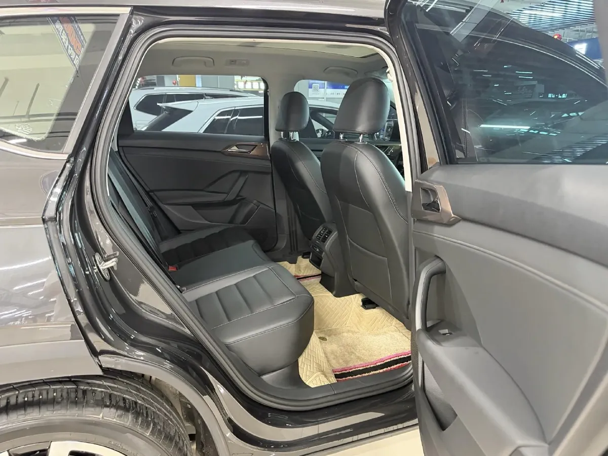 2022 Volkswagen Tharu 1.4T 150HP L4 7DCT,autocango,china used car exporter,china ev exporter,chinese used car exporter,chinese used ev exporter