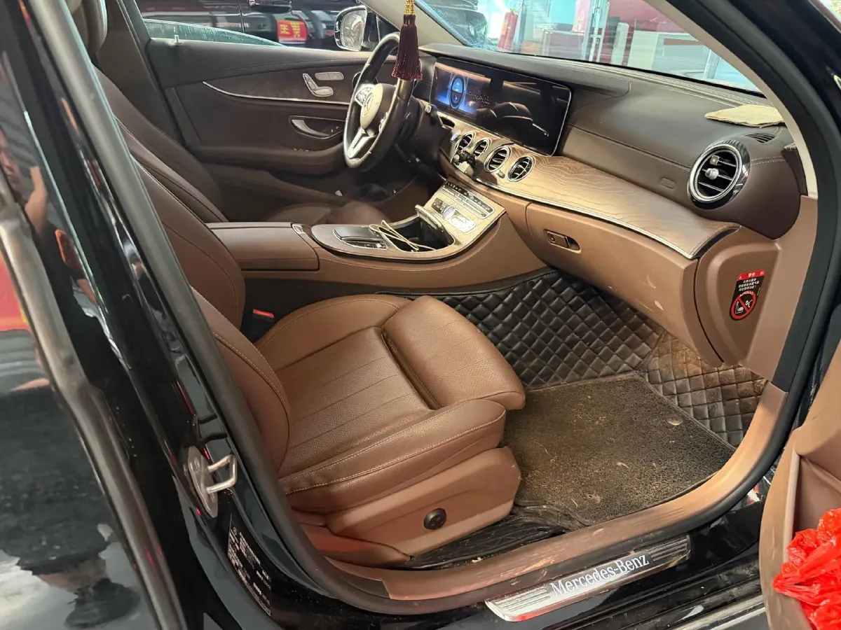 2020 Mercedes-Benz E Class 1.5T 184HP L4 9AT,autocango,china used car exporter,china ev exporter,chinese used car exporter,chinese used ev exporter