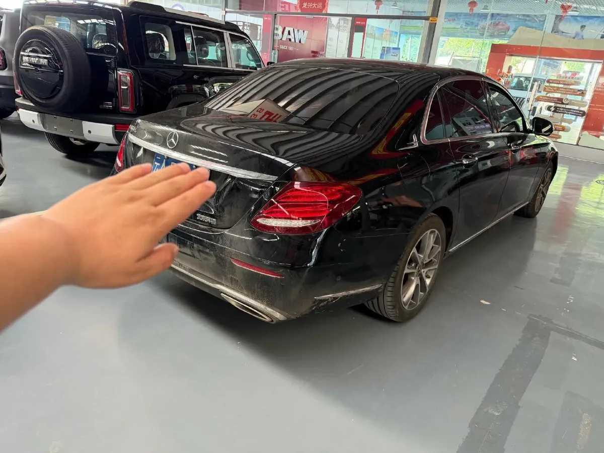 2020 Mercedes-Benz E Class 1.5T 184HP L4 9AT,autocango,china used car exporter,china ev exporter,chinese used car exporter,chinese used ev exporter