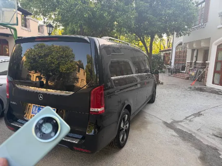 2020 Mercedes-Benz V Class 2.0T 211HP L4 9AT,autocango,china used car exporter,china ev exporter,chinese used car exporter,chinese used ev exporter