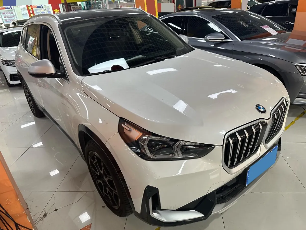 2023 BMW X1 2.0T 204HP L4 7DCT,autocango,china used car exporter,china ev exporter,chinese used car exporter,chinese used ev exporter