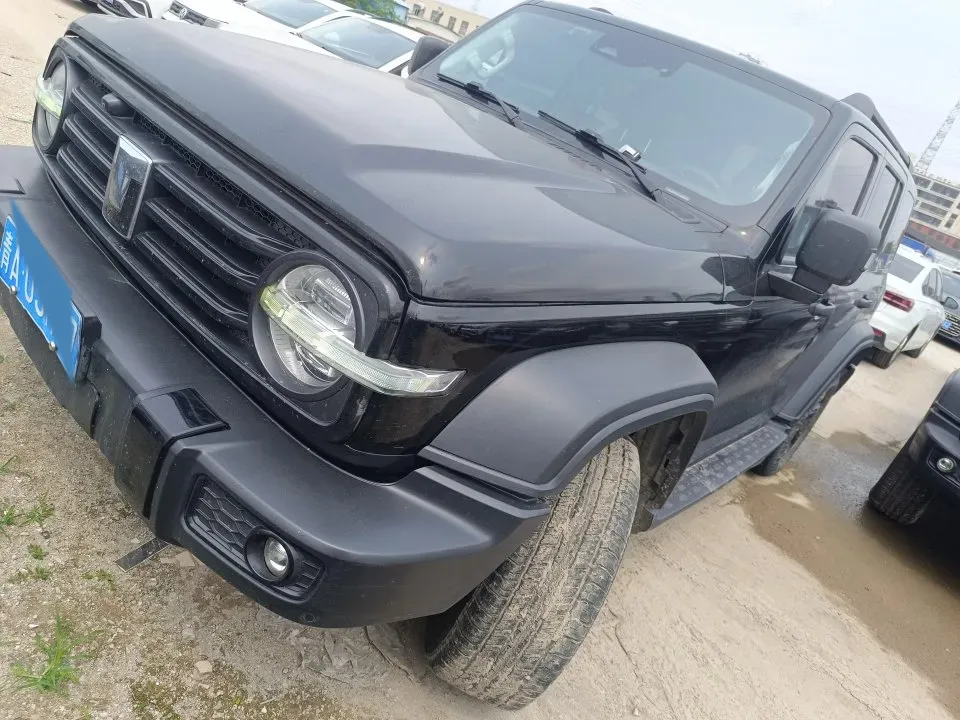 2023 Tank 300 2.0T 227HP L4 8AT,autocango,china used car exporter,china ev exporter,chinese used car exporter,chinese used ev exporter
