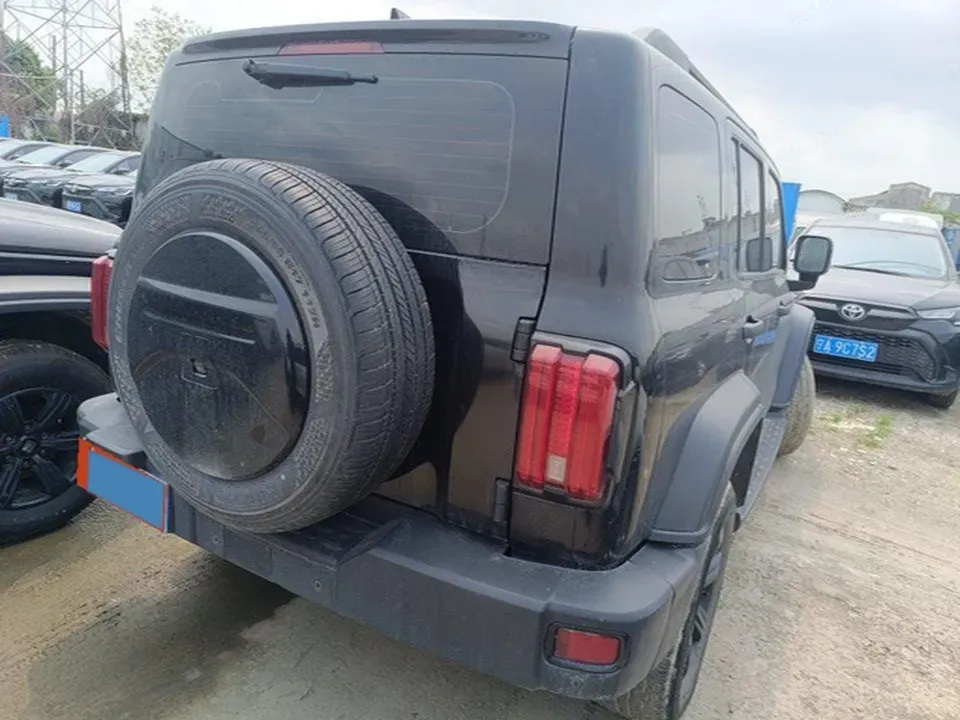 2023 Tank 300 2.0T 227HP L4 8AT,autocango,china used car exporter,china ev exporter,chinese used car exporter,chinese used ev exporter