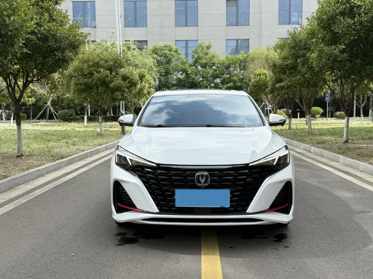 2023 ChangAn Eado 1.4T 160HP L4 7DCT,autocango,china used car exporter,china ev exporter,chinese used car exporter,chinese used ev exporter