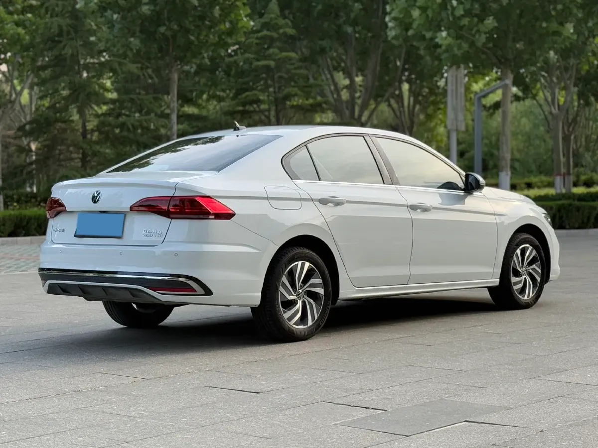 2023 Volkswagen Bora 1.2T 116HP L4 7DCT,autocango,china used car exporter,china ev exporter,chinese used car exporter,chinese used ev exporter