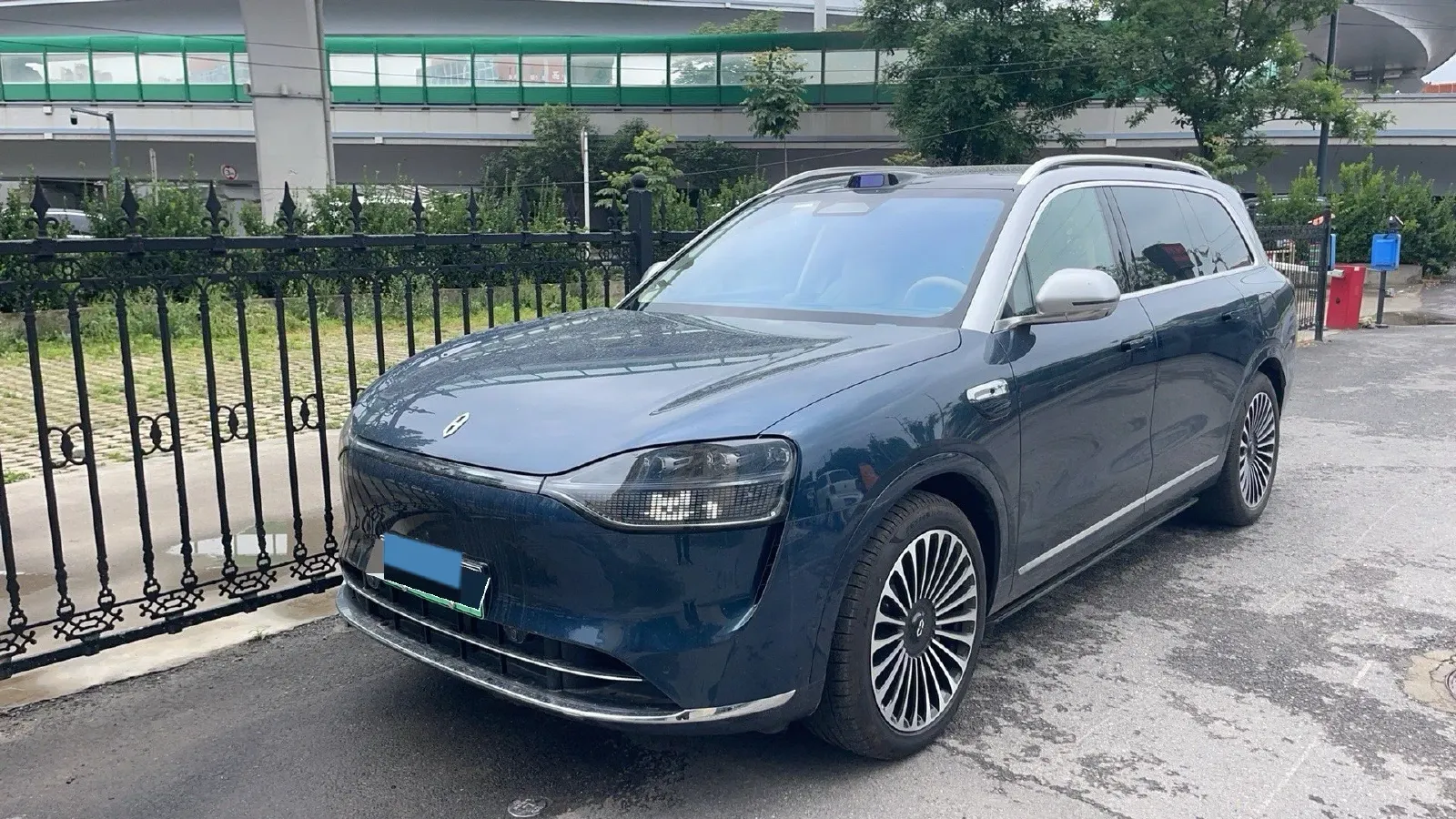 2025 AITO AITO M9 REEV 160HP REEV 52KWH,autocango,china used car exporter,china ev exporter,chinese used car exporter,chinese used ev exporter
