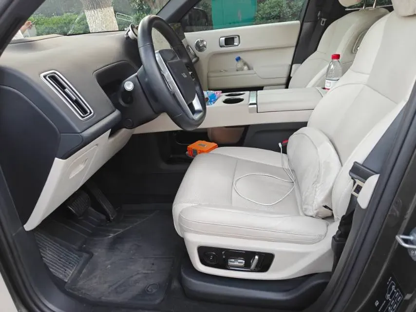 2025 Li L9 Range Extended 154HP REEV,autocango,china used car exporter,china ev exporter,chinese used car exporter,chinese used ev exporter