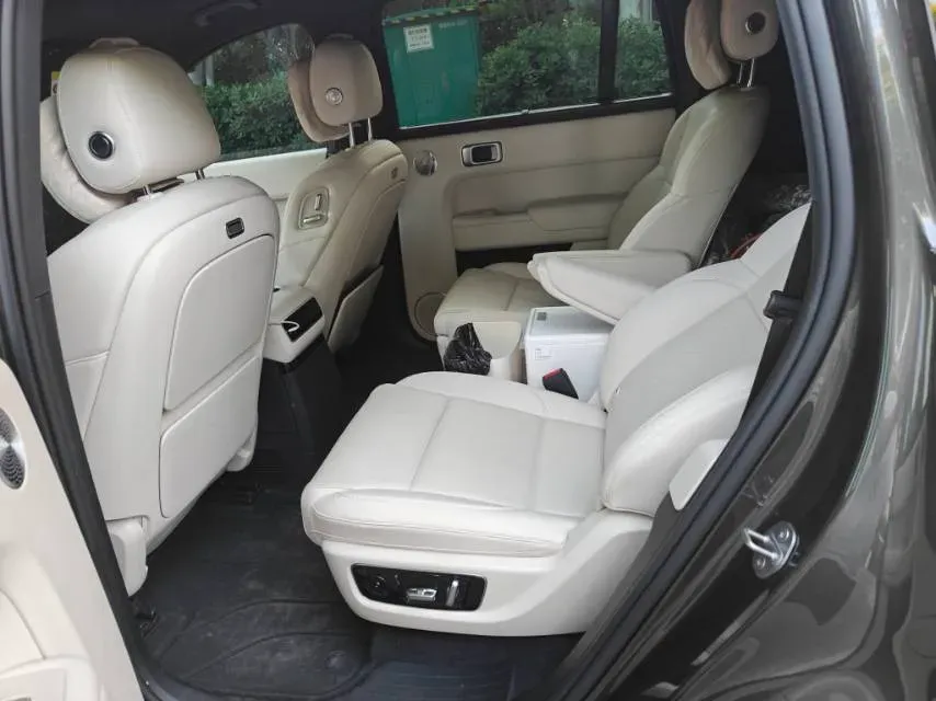 2025 Li L9 Range Extended 154HP REEV,autocango,china used car exporter,china ev exporter,chinese used car exporter,chinese used ev exporter