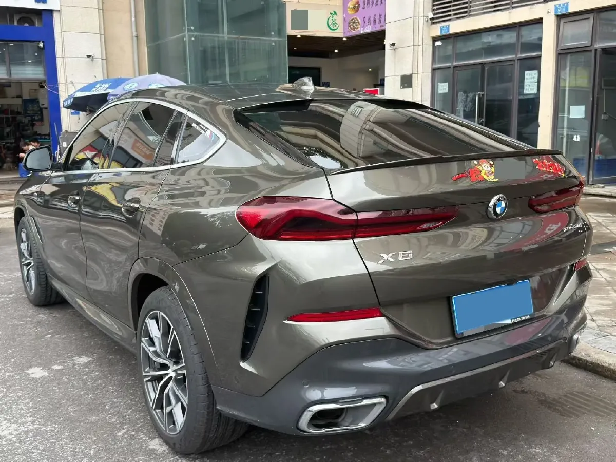 2021 BMW X6 2.0T 265HP L4 8AT,autocango,china used car exporter,china ev exporter,chinese used car exporter,chinese used ev exporter