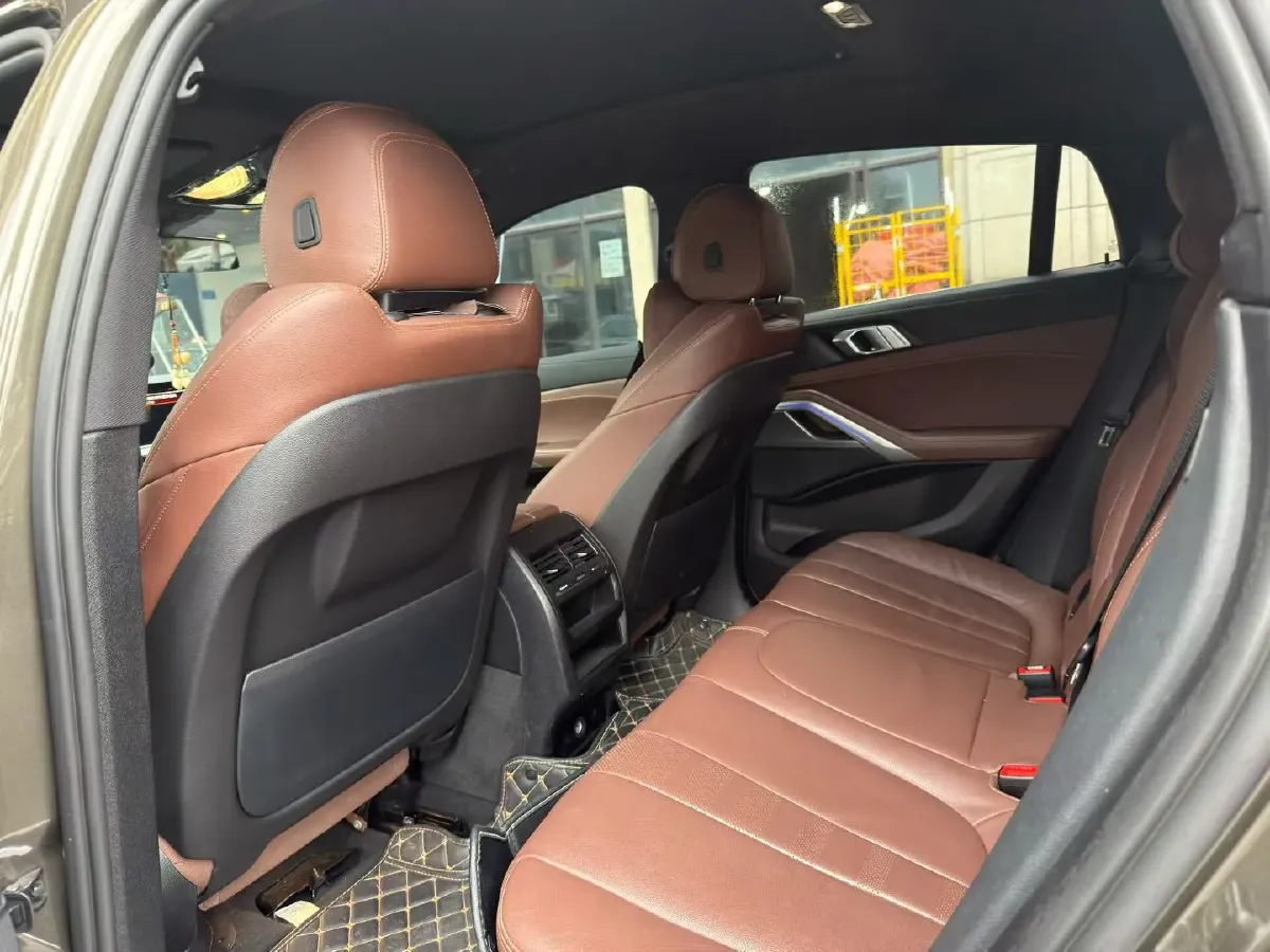 2021 BMW X6 2.0T 265HP L4 8AT,autocango,china used car exporter,china ev exporter,chinese used car exporter,chinese used ev exporter