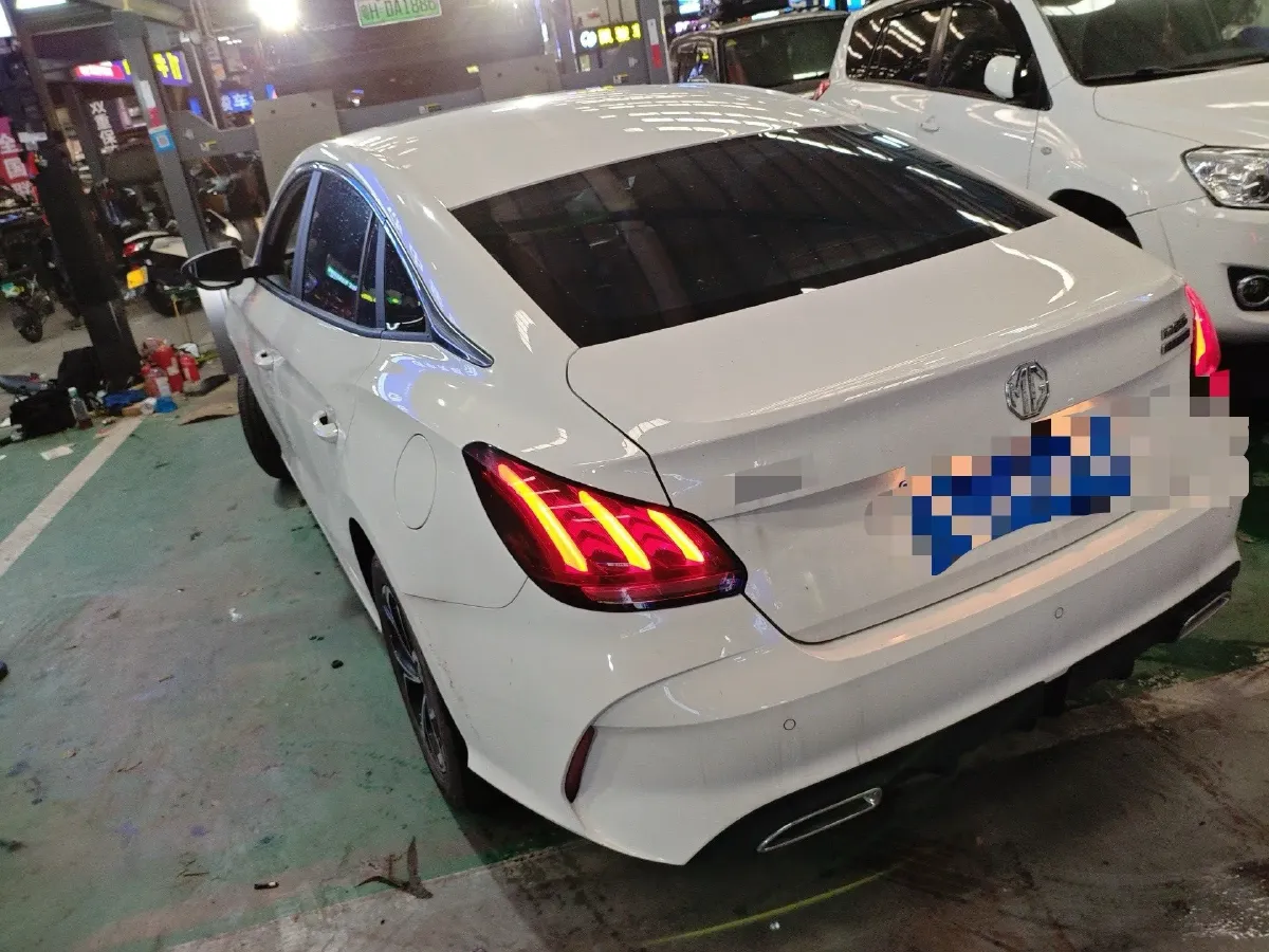 2023 MG 5 1.5L 129HP L4 5MT,autocango,china used car exporter,china ev exporter,chinese used car exporter,chinese used ev exporter