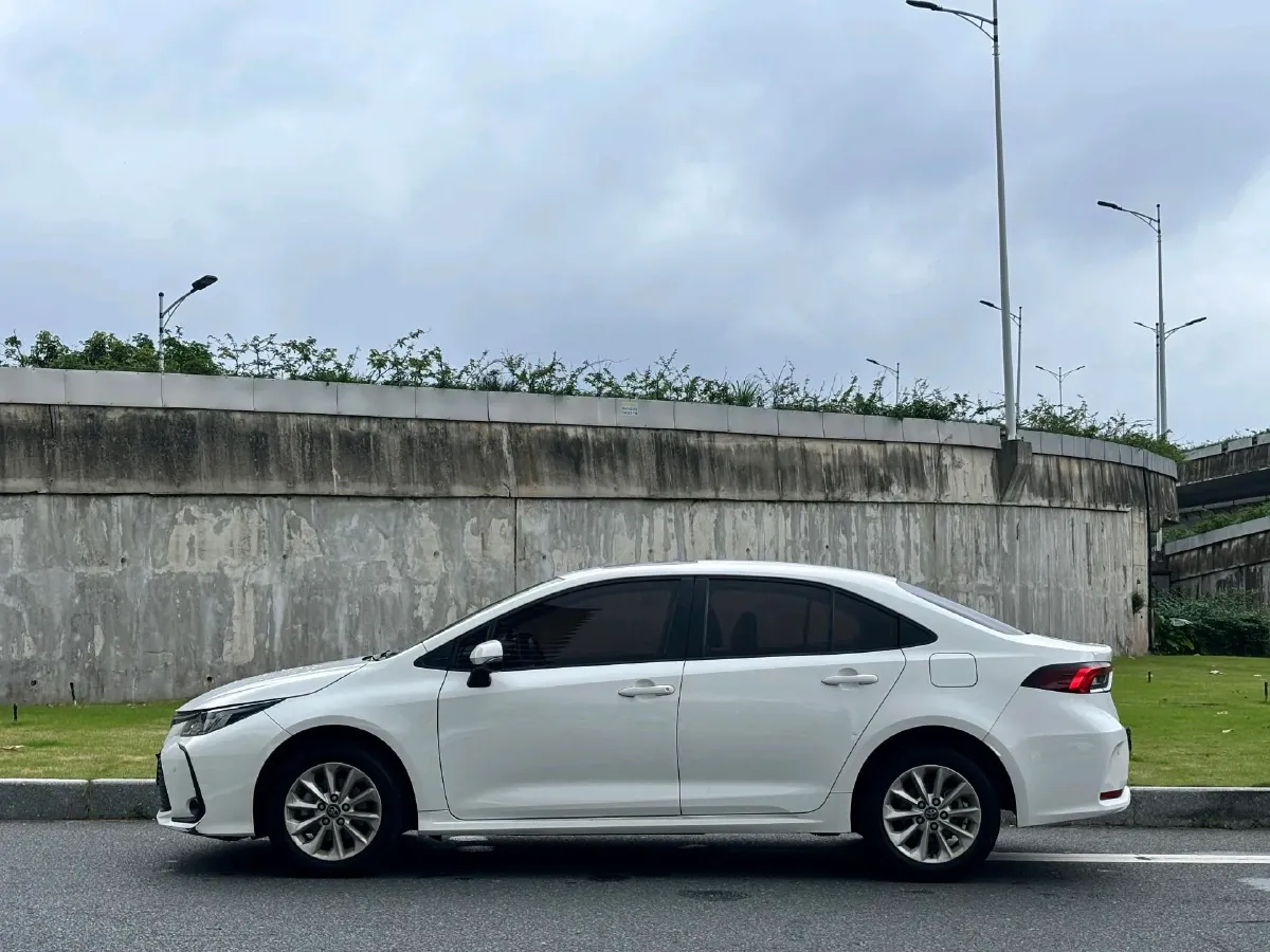 2022 Toyota Corolla 1.2T 116HP L4 CVT,autocango,china used car exporter,china ev exporter,chinese used car exporter,chinese used ev exporter