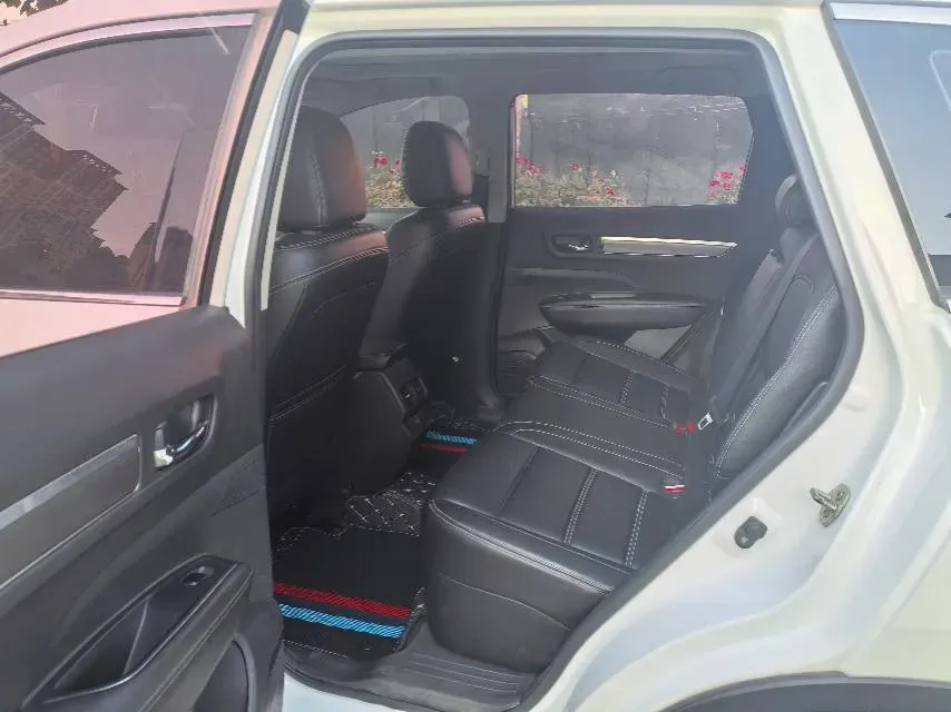 2018 Renault Koleos 2.0L 150HP L4 CVT,autocango,china used car exporter,china ev exporter,chinese used car exporter,chinese used ev exporter