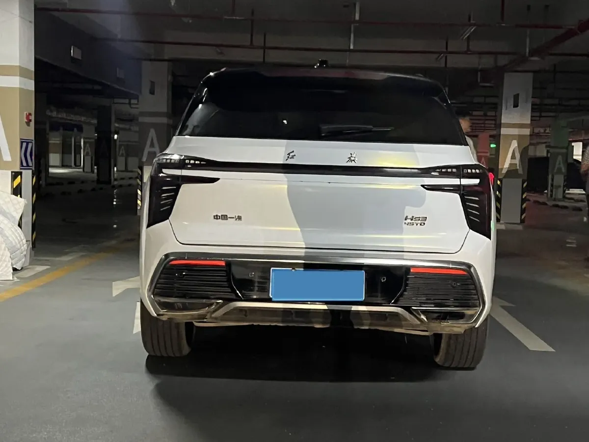 2023 HongQi HS3 2.0T 252HP L4 8AT,autocango,china used car exporter,china ev exporter,chinese used car exporter,chinese used ev exporter