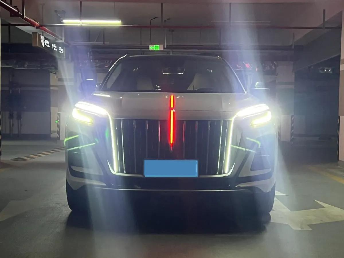 2023 HongQi HS3 2.0T 252HP L4 8AT,autocango,china used car exporter,china ev exporter,chinese used car exporter,chinese used ev exporter