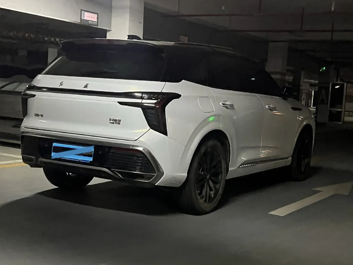 2023 HongQi HS3 2.0T 252HP L4 8AT,autocango,china used car exporter,china ev exporter,chinese used car exporter,chinese used ev exporter