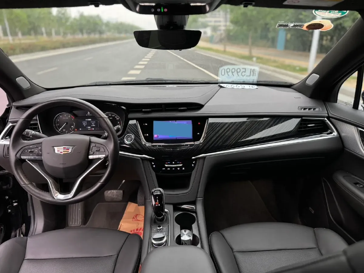 2022 Cadillac XT6 2.0T 237HP L4 9AT,autocango,china used car exporter,china ev exporter,chinese used car exporter,chinese used ev exporter
