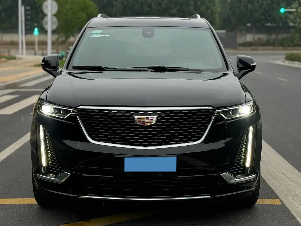 2022 Cadillac XT6 2.0T 237HP L4 9AT,autocango,china used car exporter,china ev exporter,chinese used car exporter,chinese used ev exporter