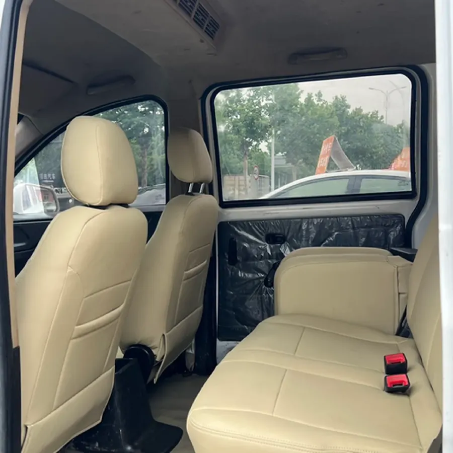 2019 WuLing HongGuang V 1.5L 99HP L4 6MT,autocango,china used car exporter,china ev exporter,chinese used car exporter,chinese used ev exporter