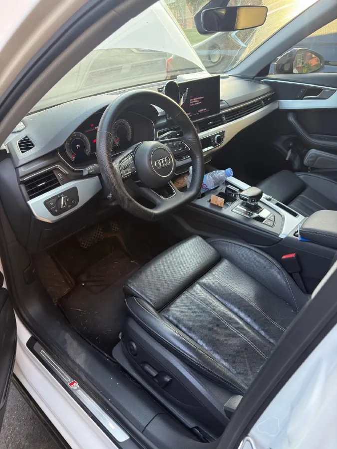 2022 Audi A4L 2.0T 190HP L4 7DCT,autocango,china used car exporter,china ev exporter,chinese used car exporter,chinese used ev exporter