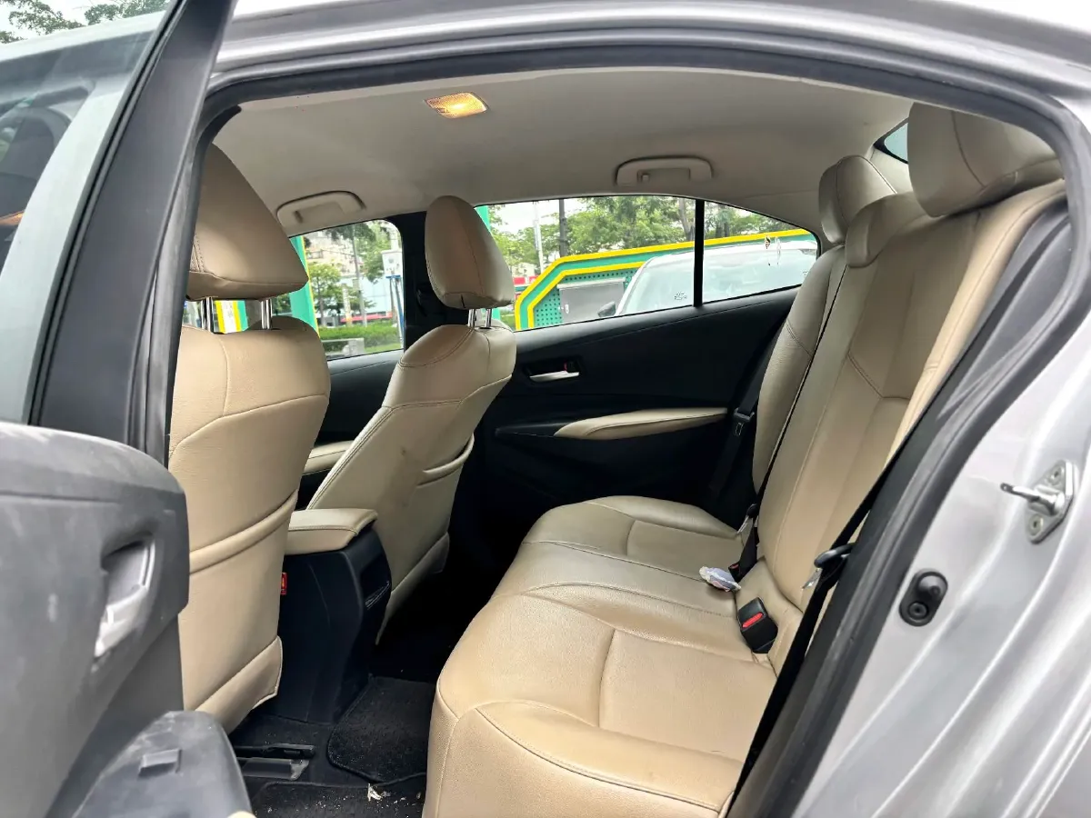 2021 Toyota Corolla 1.2T 116HP L4 CVT,autocango,china used car exporter,china ev exporter,chinese used car exporter,chinese used ev exporter