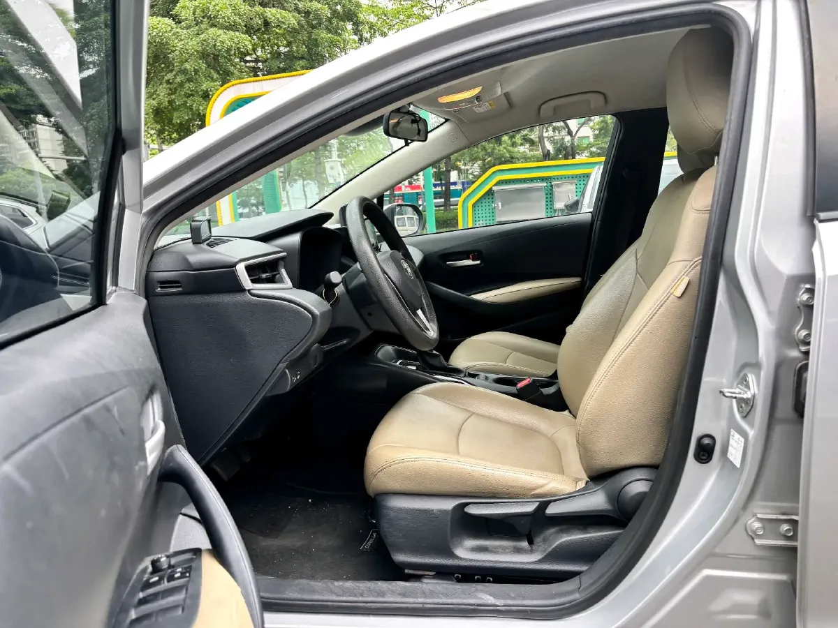 2021 Toyota Corolla 1.2T 116HP L4 CVT,autocango,china used car exporter,china ev exporter,chinese used car exporter,chinese used ev exporter