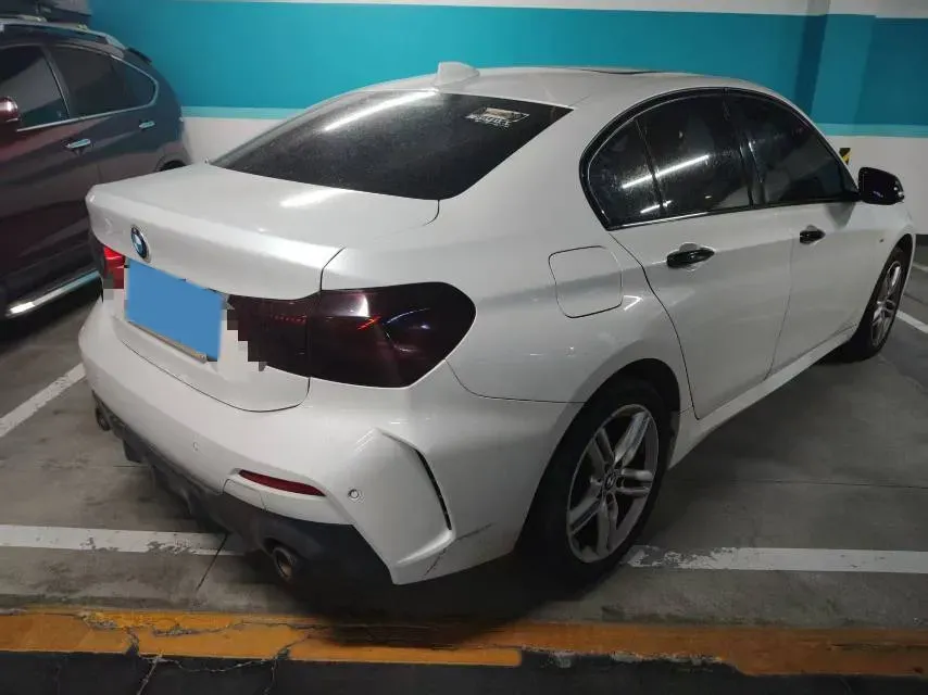 2022 BMW 1 Series 1.5T 140HP L3 7DCT,autocango,china used car exporter,china ev exporter,chinese used car exporter,chinese used ev exporter