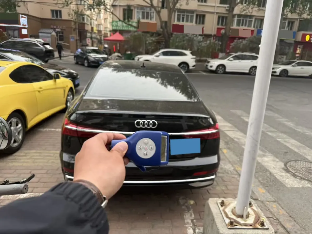 2023 Audi A6L 2.0T 245HP L4 7DCT,autocango,china used car exporter,china ev exporter,chinese used car exporter,chinese used ev exporter