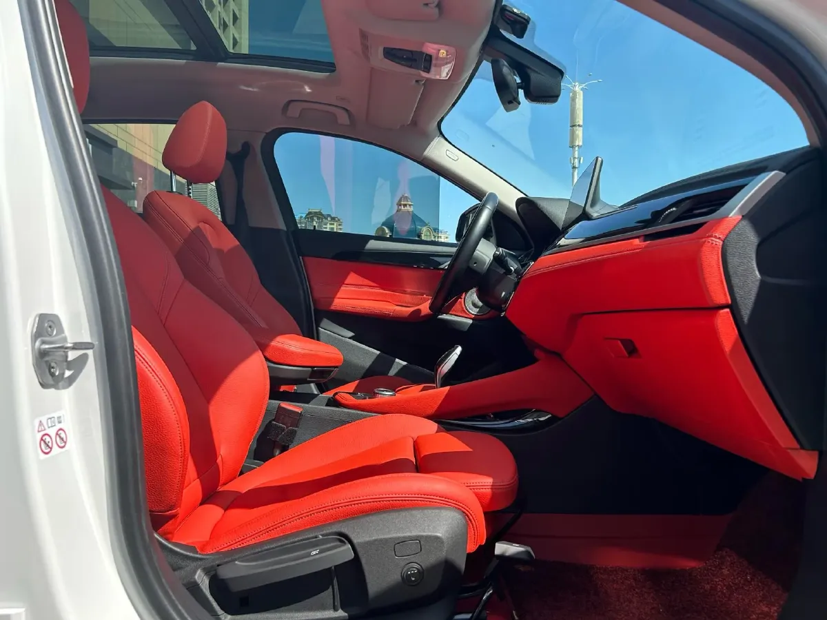 2022 BMW X2 2.0T 192HP L4 7DCT,autocango,china used car exporter,china ev exporter,chinese used car exporter,chinese used ev exporter