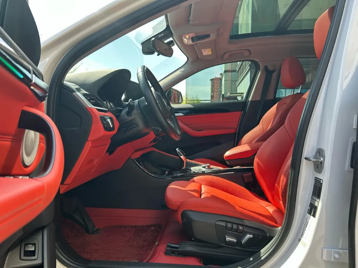 2022 BMW X2 2.0T 192HP L4 7DCT,autocango,china used car exporter,china ev exporter,chinese used car exporter,chinese used ev exporter