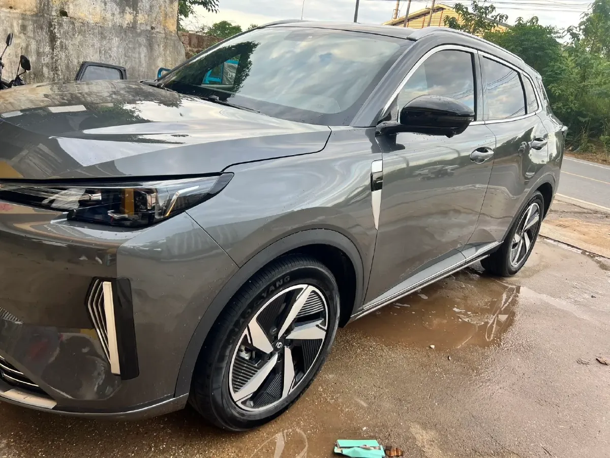 2023 DongFeng Forthing Thunder BEV 57.8KWH,autocango,china used car exporter,china ev exporter,chinese used car exporter,chinese used ev exporter