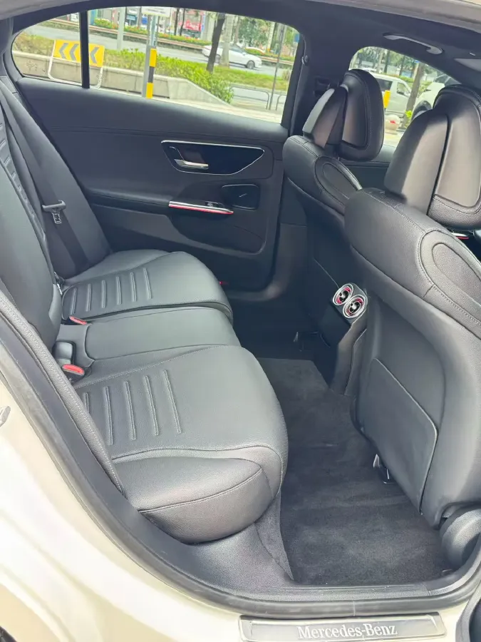 2022 Mercedes-Benz C Class 1.5T 204HP L4 9AT,autocango,china used car exporter,china ev exporter,chinese used car exporter,chinese used ev exporter