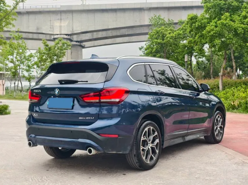 2021 BMW X1 2.0T 192HP L4 7DCT,autocango,china used car exporter,china ev exporter,chinese used car exporter,chinese used ev exporter