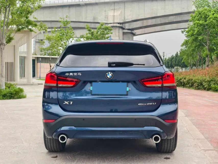 2021 BMW X1 2.0T 192HP L4 7DCT,autocango,china used car exporter,china ev exporter,chinese used car exporter,chinese used ev exporter