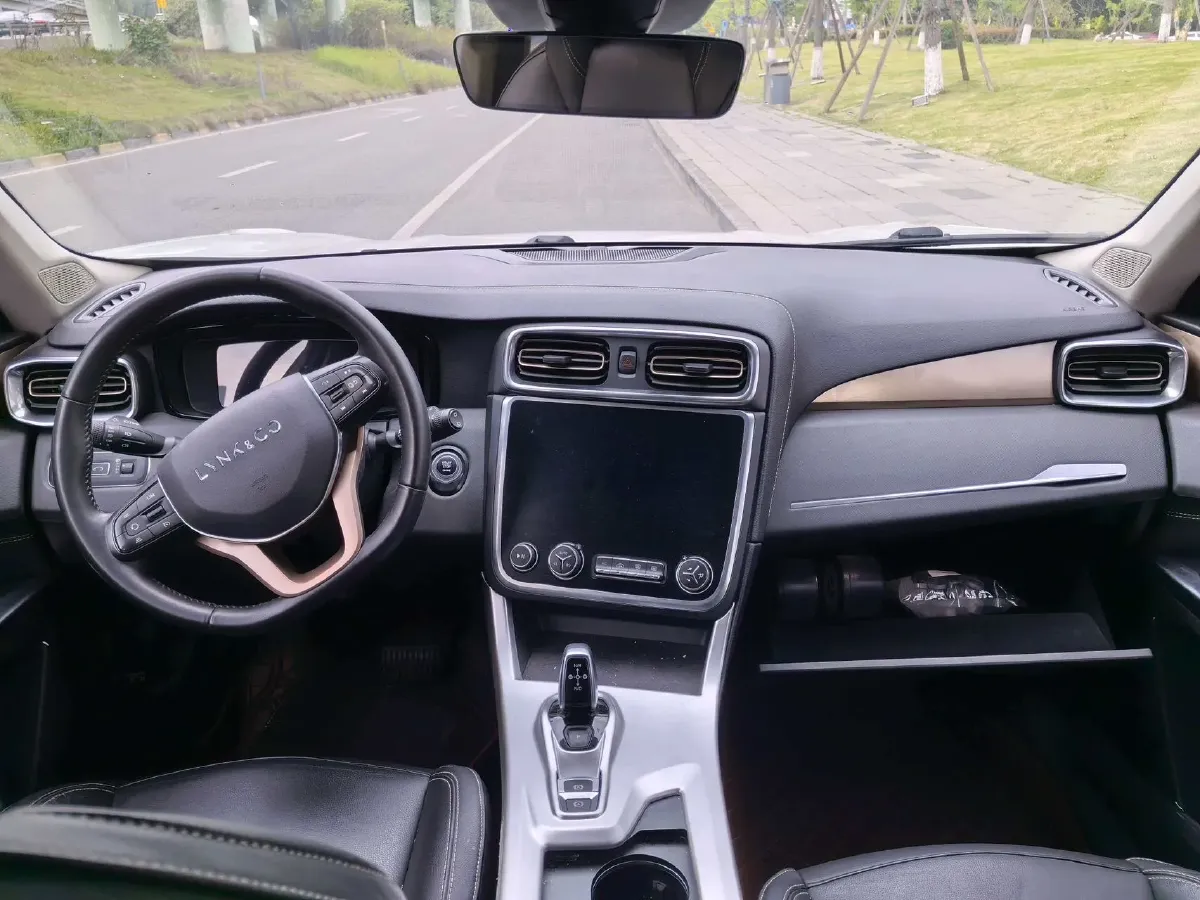 2017 Volkswagen Sagitar 1.2T 110HP L4 7DCT,autocango,china used car exporter,china ev exporter,chinese used car exporter,chinese used ev exporter