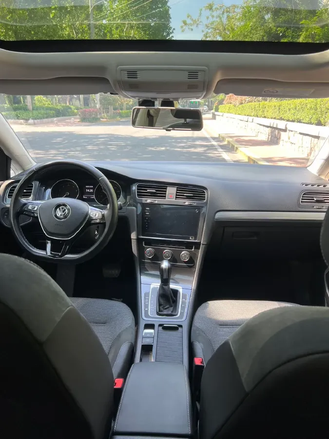 2020 Volkswagen Golf 1.4T 150HP L4 7DCT,autocango,china used car exporter,china ev exporter,chinese used car exporter,chinese used ev exporter